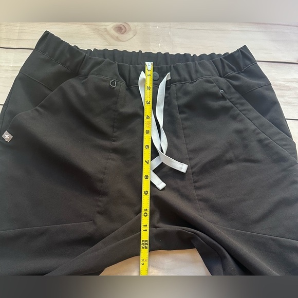 Figs | Men's  Jogger Scrub Pants Drawstring zipper Front 
Black pockets Small - Picture 6 of 12